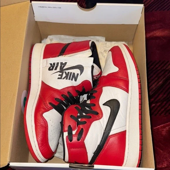 Nike Air Jordan 1 **Rare**Red and White Womens Sneakers - Picture 7 of 7